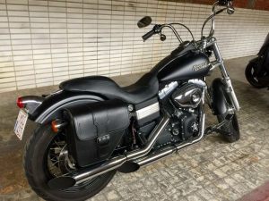 Sacoche Myleatherbikes Harley Dyna Street Bob_189